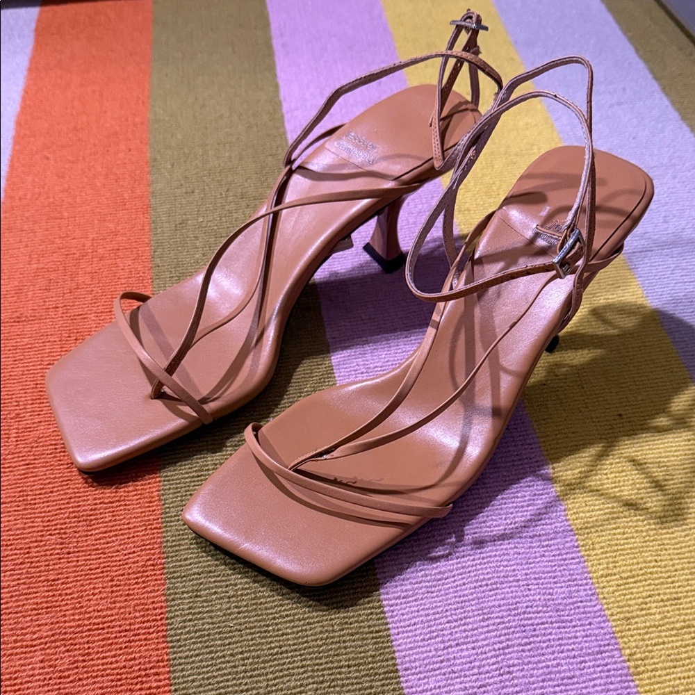 Jeffrey Campbell flux nude size 10